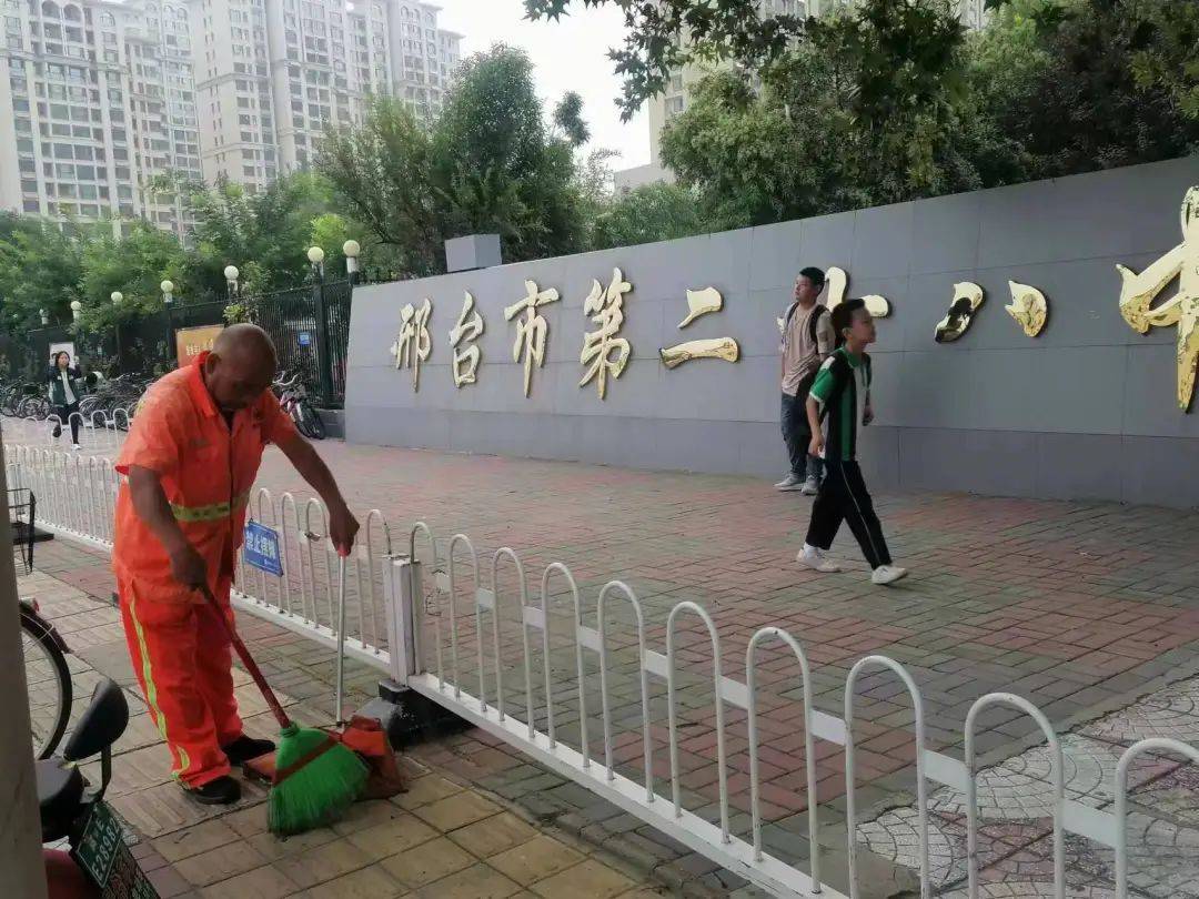 【厚植城市精神 共建温暖之城】巡市容,畅道路 邢台"城管蓝"全力护航