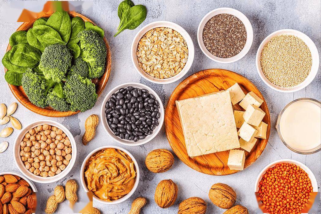 54岁大叔每天吃红烧肉,坚持半年从未间断,现在身体状况如何了?