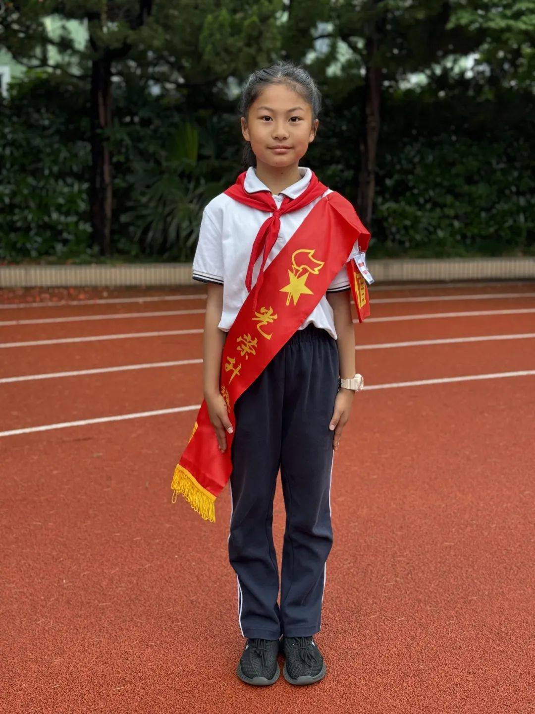 国旗下成长丨长宁实验小学2023学年第二学期第十五周光荣升旗手事迹