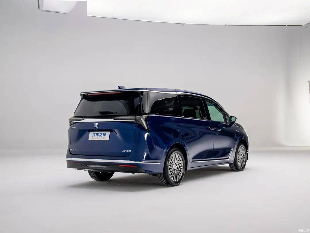 轮胎采用普利司通turanza t005 225/55 r18 102v,b-seal自修补轮胎.