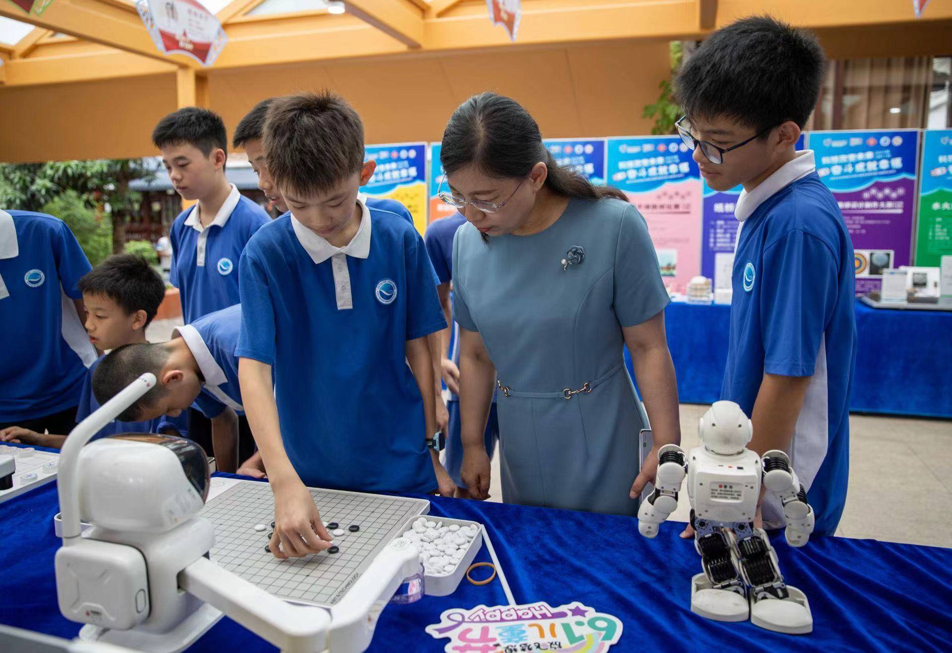 中国妇女网 :澳门六开彩资料免费大全今天-“泉在济南·以文聚才” 文化产业周开幕式暨“人才话未来”宣介会在北京大学成功举办