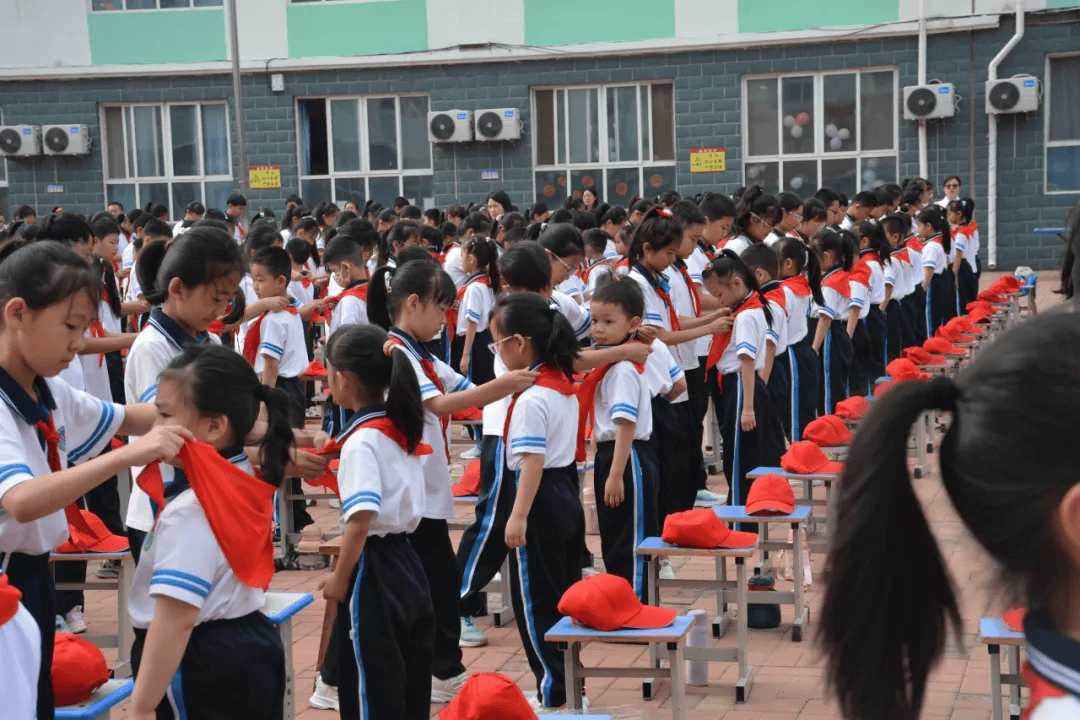 【基层团讯】奋进新征程 做好接班人——东光县第二实验小学新队员