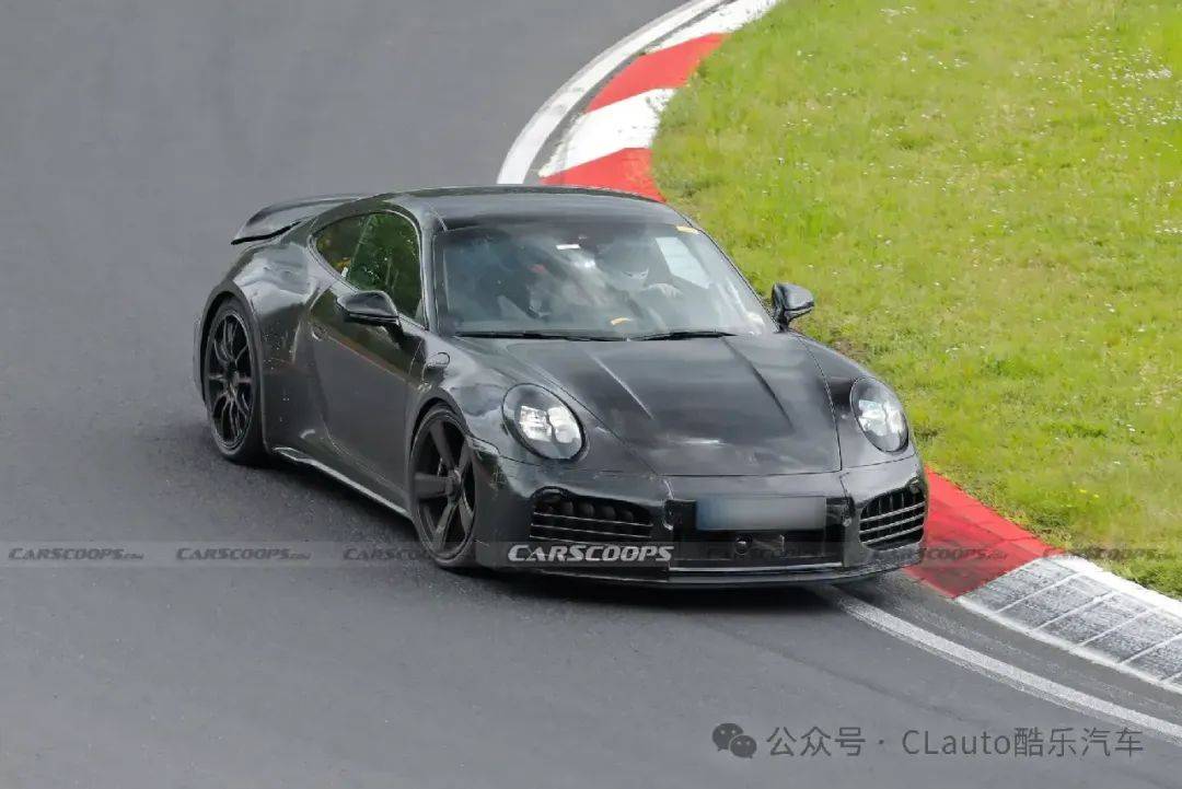 保时捷911 turbo纽北测试谍照曝光,疑似搭载gt3 touring同款套件 