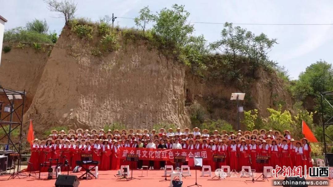 线上线下相结合 非遗艺术放异彩