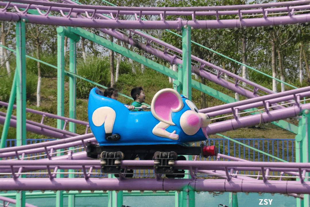 一票畅游,随意上下!快来乘坐双层观光巴士一起游防城港