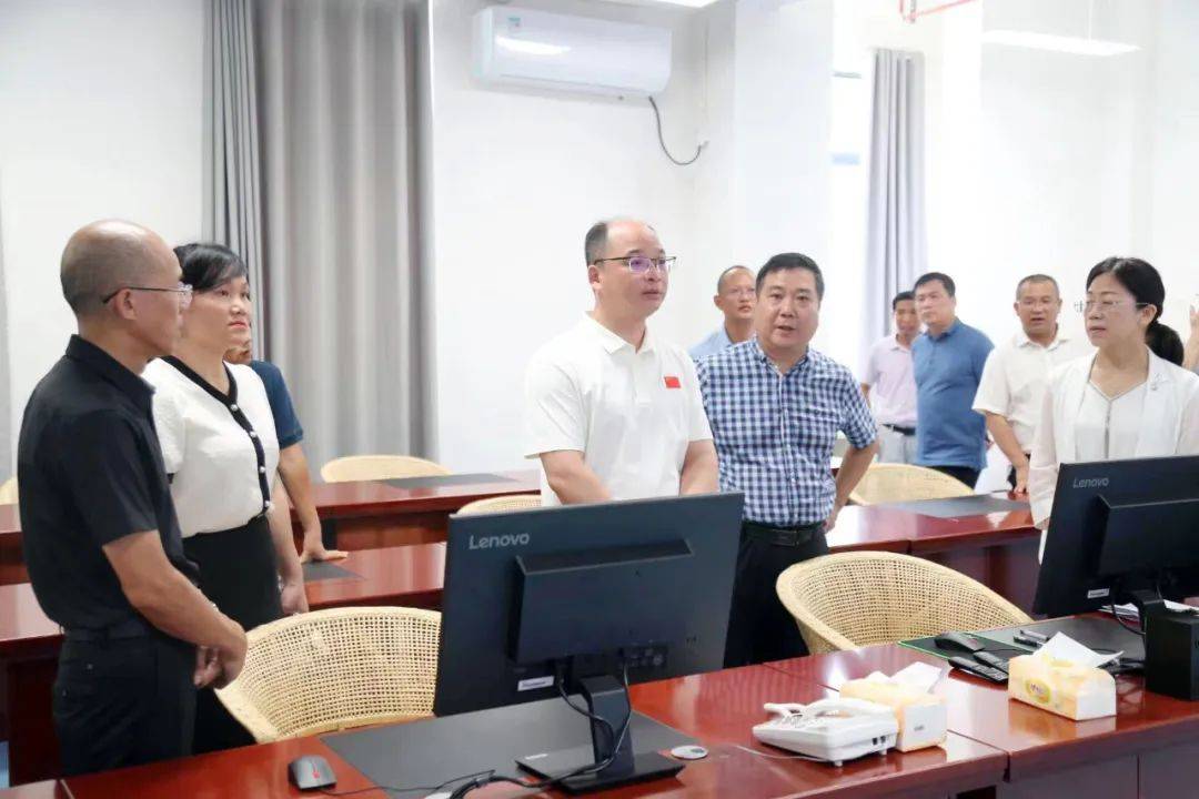 刘春林调研高考准备工作