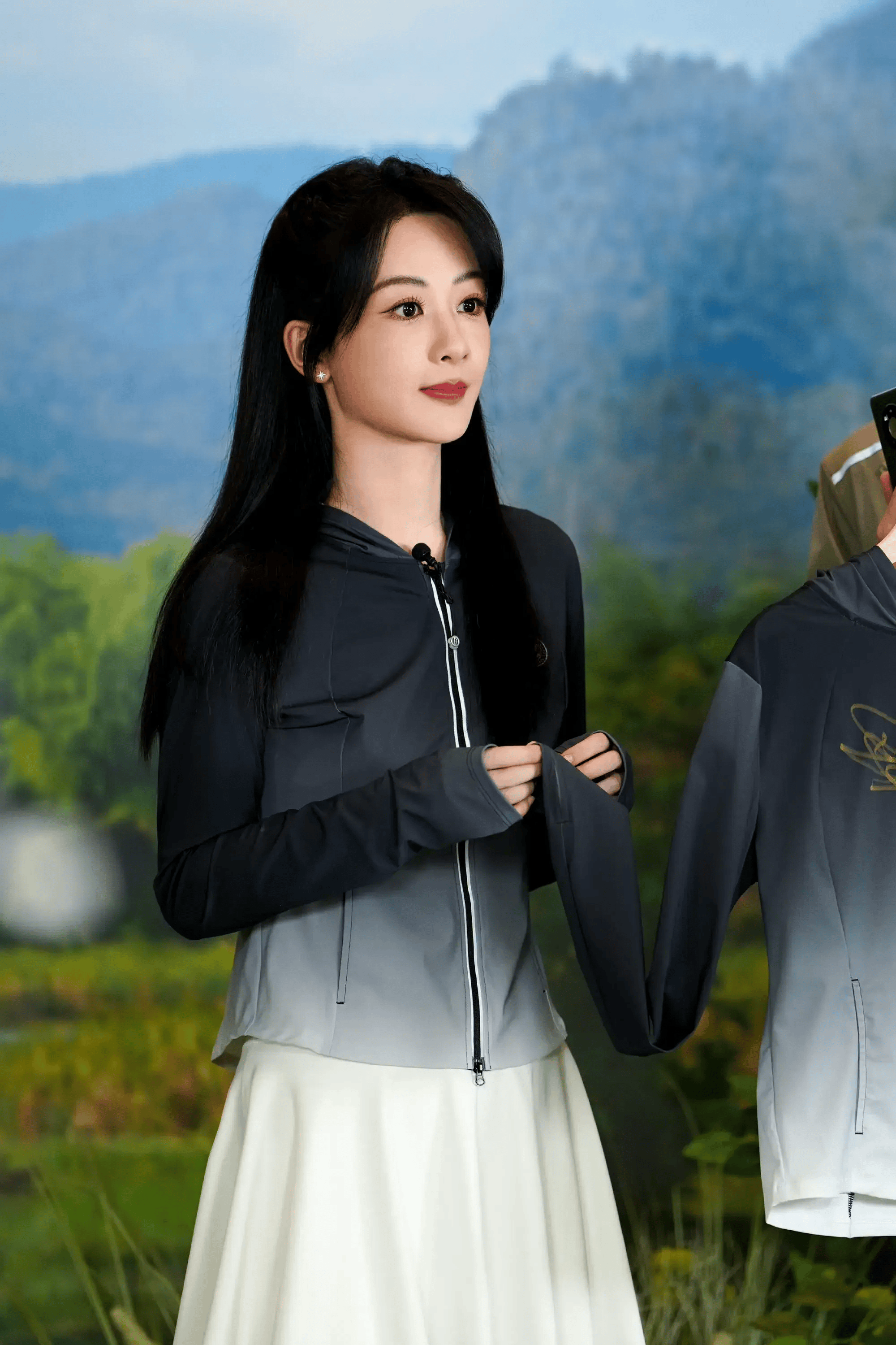 杨紫甜美造型合集:五月再见六月你好