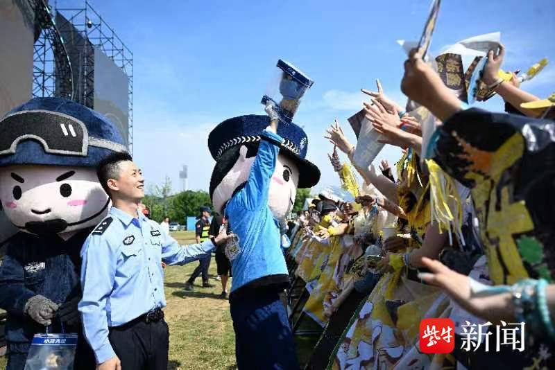 火山小视频【足球欧洲杯在哪竞猜】-从Talk到Walk，今年的上海夏季音乐节玩法更多了  第5张