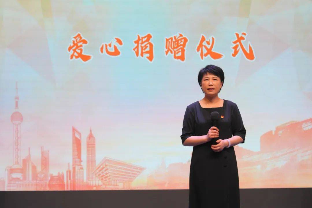 觉醒法师为市儿童福利院的孩子们送去温暖祝福_上海市_禅寺_真禅