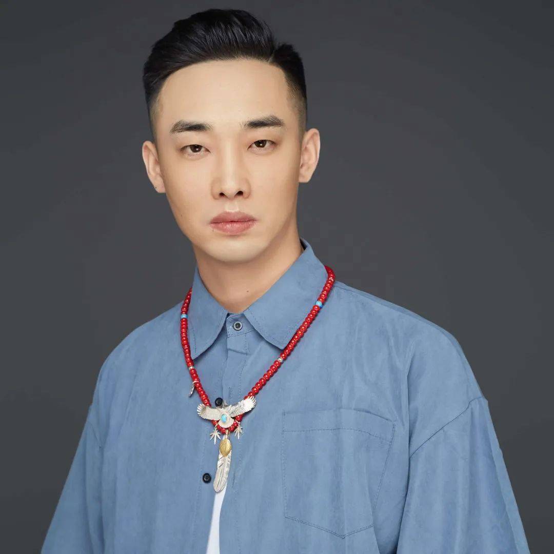 刘立民 饰 大臣中国歌剧舞剧院舞剧演员,党员,毕业于上海戏剧学院舞蹈