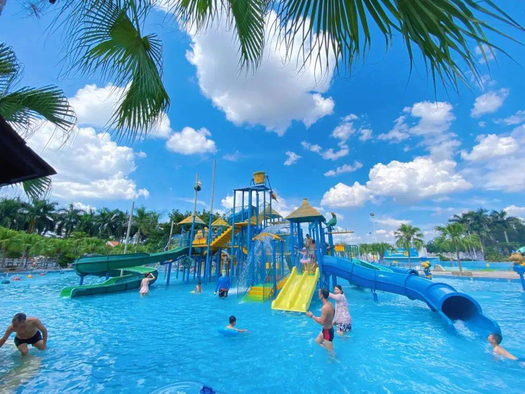 夏日趣玩水--太阳岛水上乐园是谓珍稀"三料温泉"同时含有硫化氢,偏