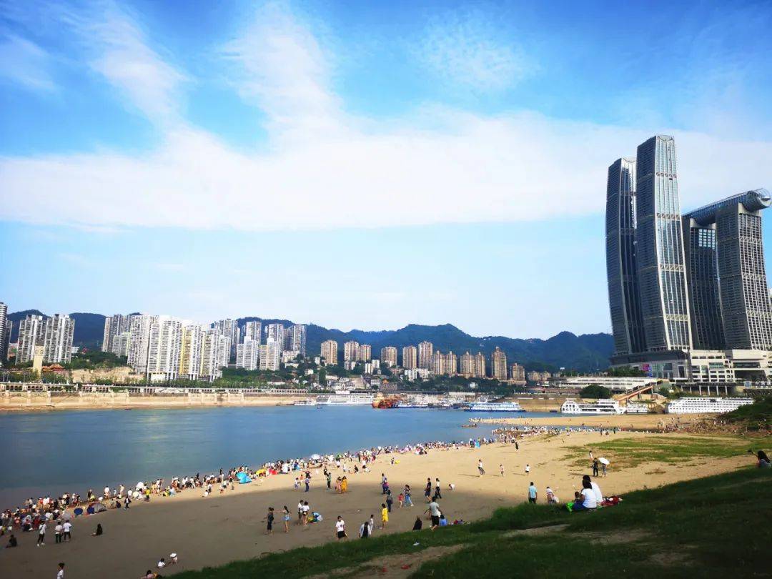 "两江四岸"持续上新_公园_生态_江滩