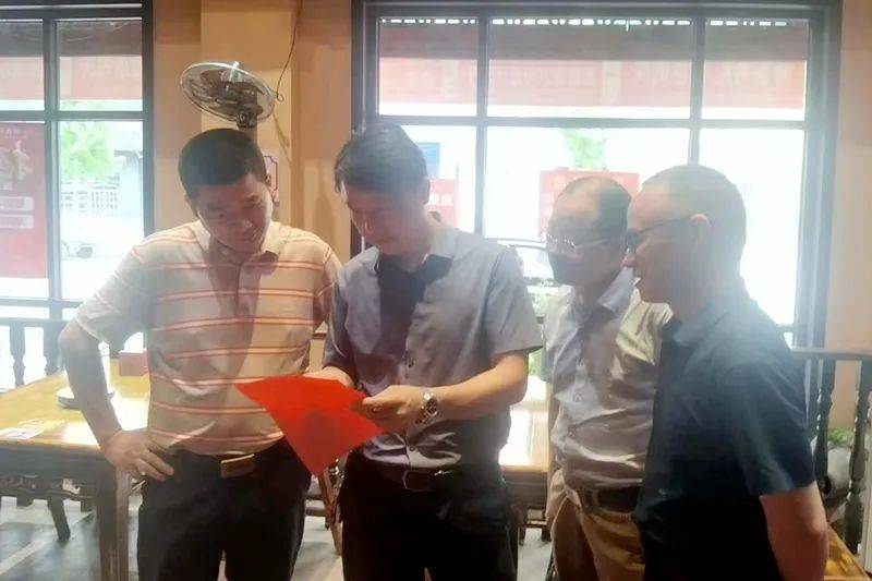 相关负责人深入振华,一中,城区四中等高考学考考点以及宏腾,金利华