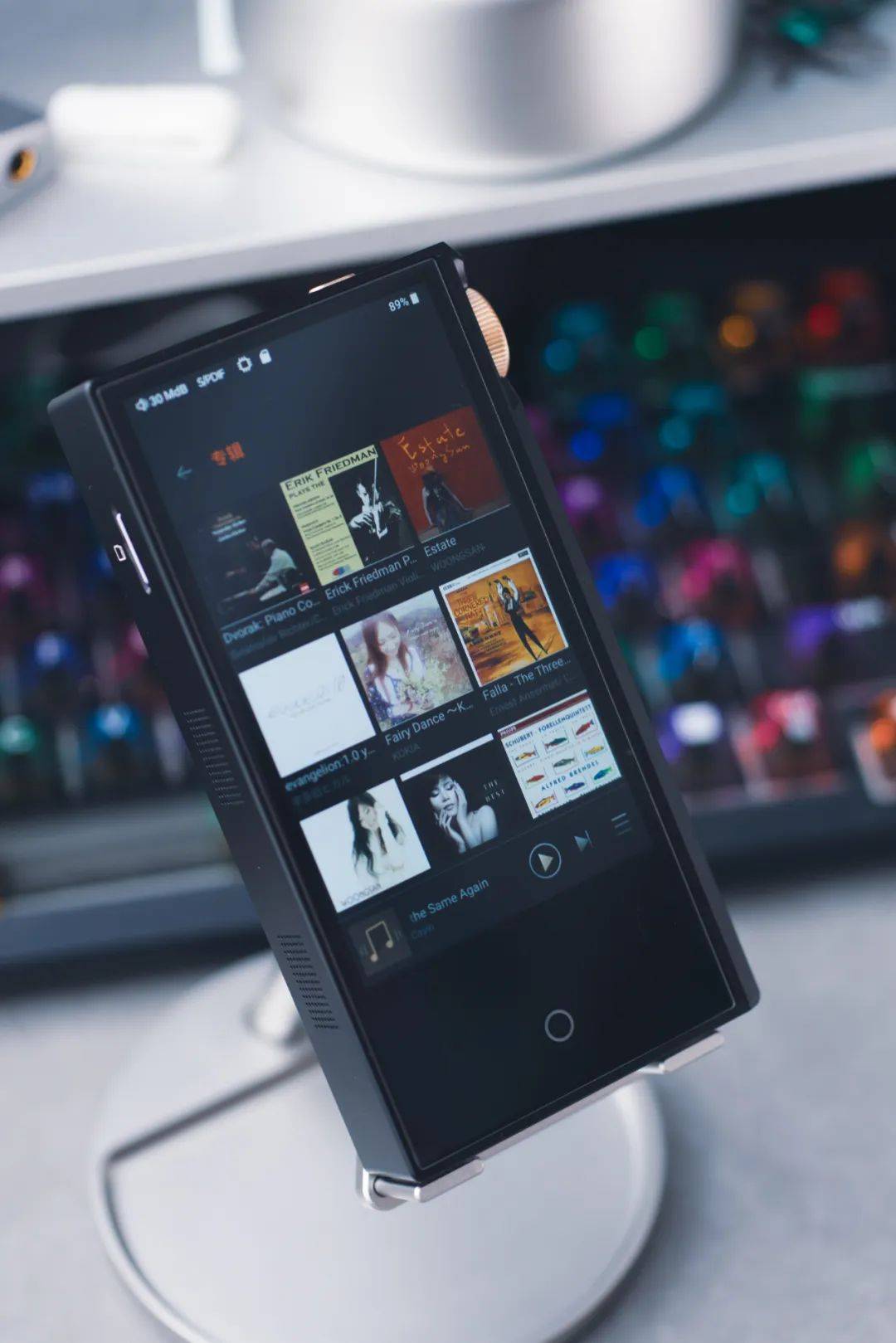 【转载】「 请冷静 」三嘤色电子管灯亮起 | cay