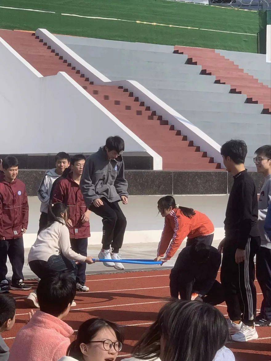 说点"心理"话 相伴共成长——记桂林市第十八中学临桂万福校区2024年"