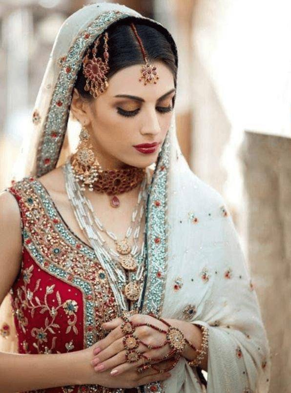 真实长相曝光_艾斯玛特_泰姬_审美