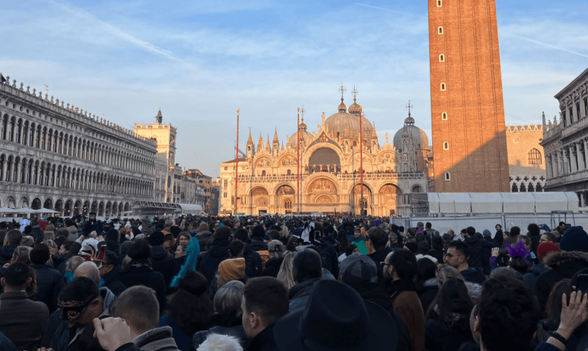 【意·关注】意大利已经游客"爆棚"!一半以上都是外国