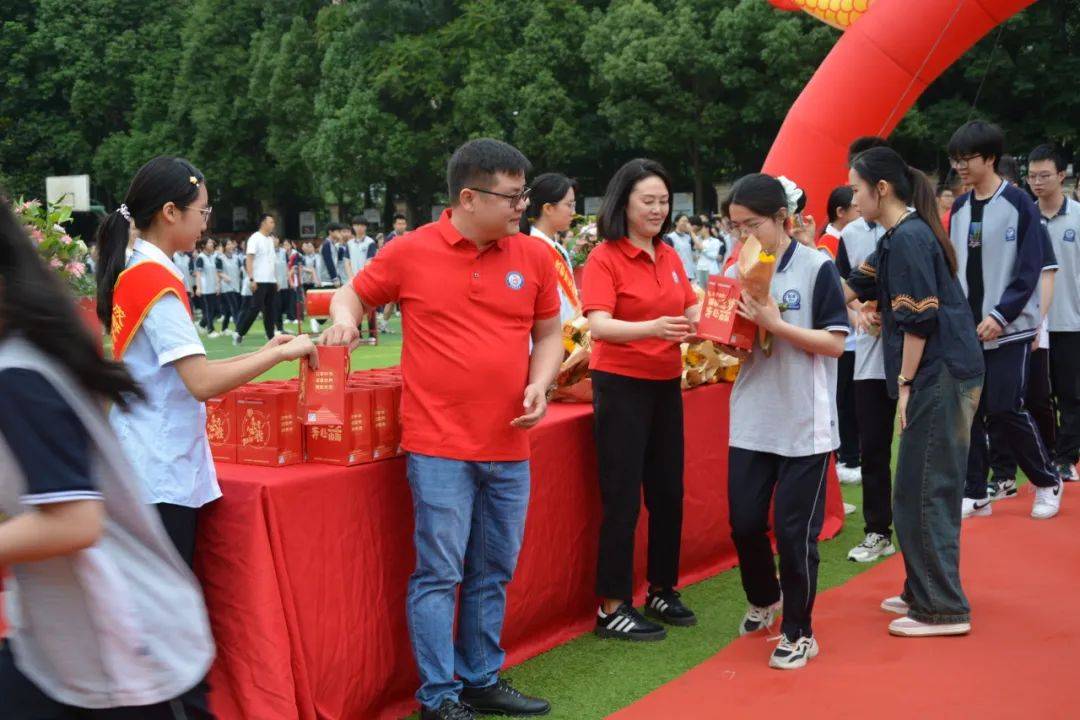 揭阳成龙学校图片