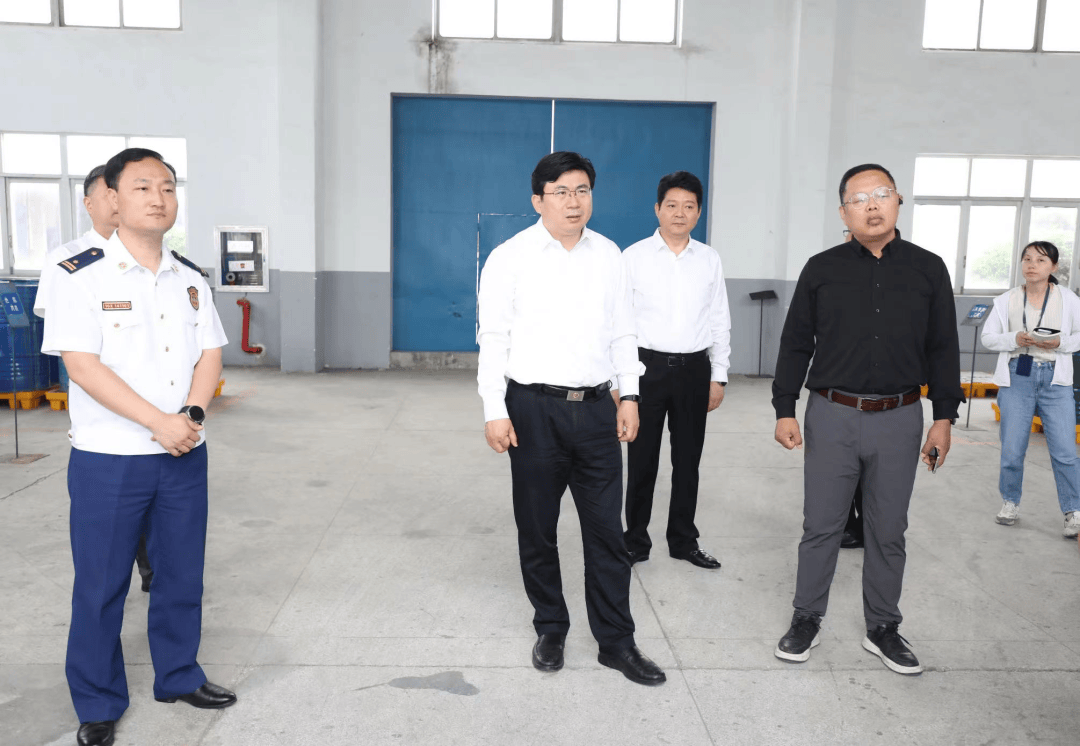 乔俊杰以"四不两直"方式检查安全生产工作