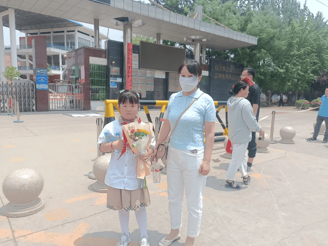 袁慧君|责编:马晨红来源:图中涉及的所有单位这里是新乡市教育局官方