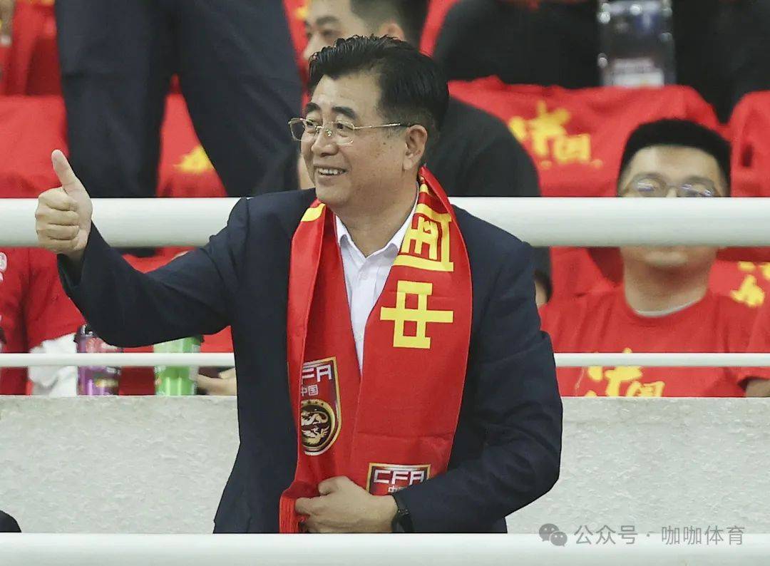 咖评:国足着眼韩国上541?官员请快让位专业人来!