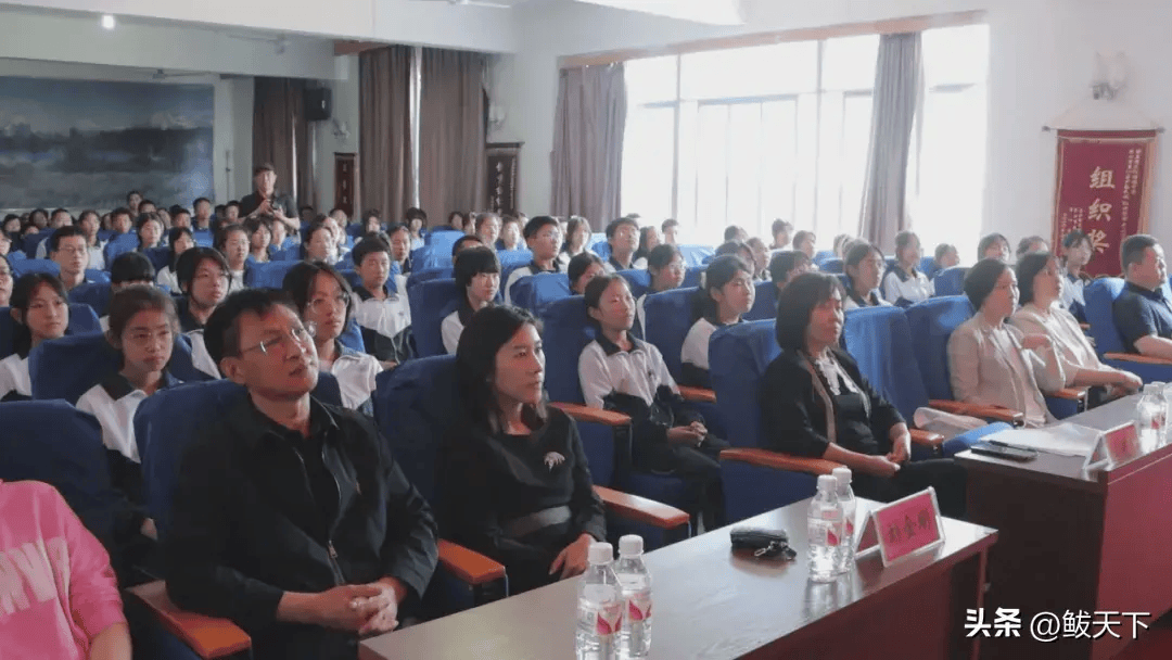 省民宗委"手牵手共成长"名家名师巡回课堂走进红旗中学_活动_沈阳京剧