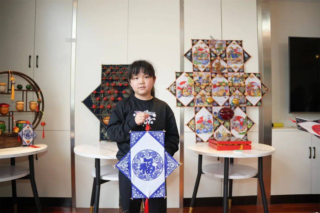 孩子们纷纷表示,通过这次活动,他们深入地了解了南通板鹞风筝的文化