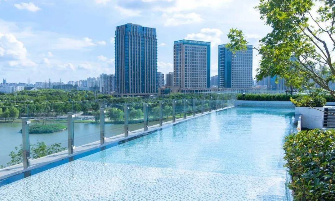 清凉一"夏"!快来中山街道这些宝藏游泳馆