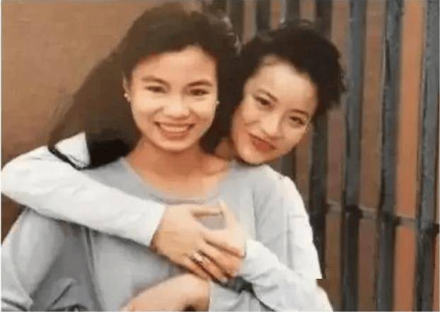 早就分手了?消失多年突然生女,被知名男星当女友替代品?