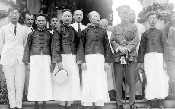 民国年间的县长考试内容,每一道题都颇有深意!