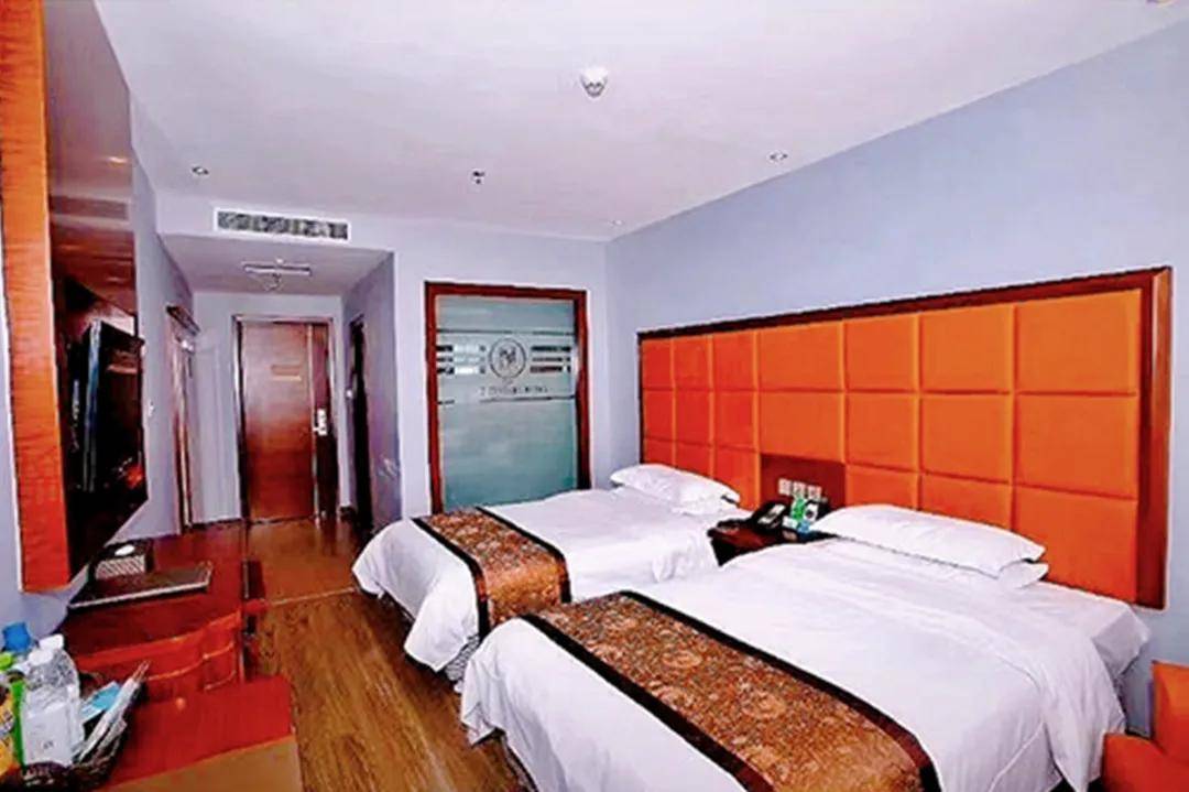 欢喜客栈龙首山上魁星照东辽河畔弦音绕皇家鹿苑传珍宝福地辽源盼君到