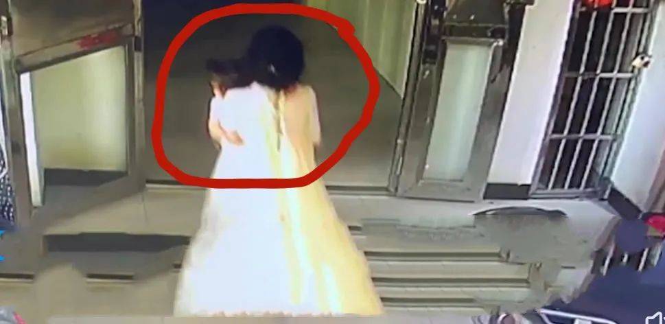 江西2岁女童被13岁女生从17楼推下,真相太可怕_小宇_秦秦_陈某曦