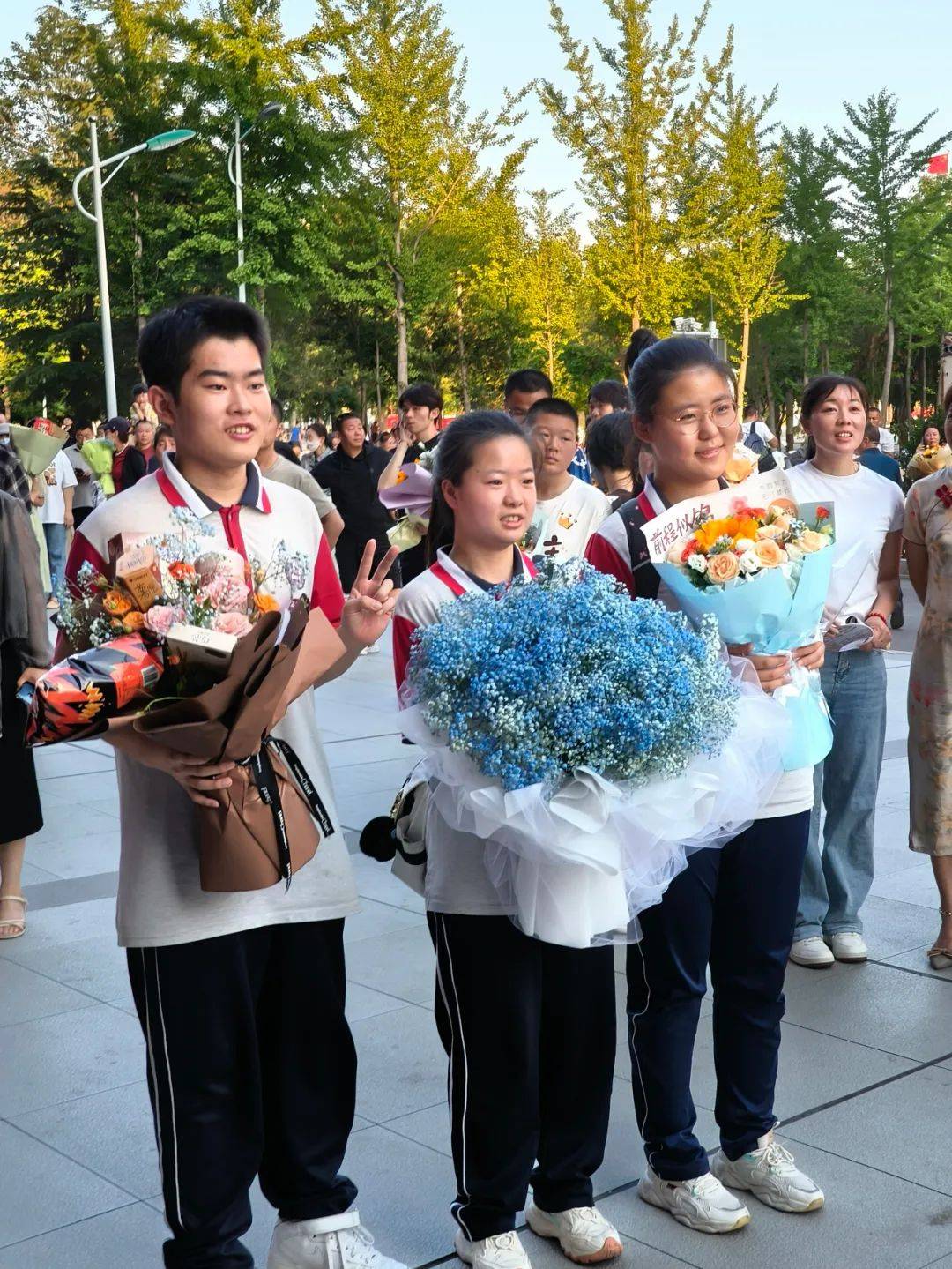 视频来源 | 莱西融媒,莱西之声,莱西v视,掌上莱西,莱西一中,实验学校