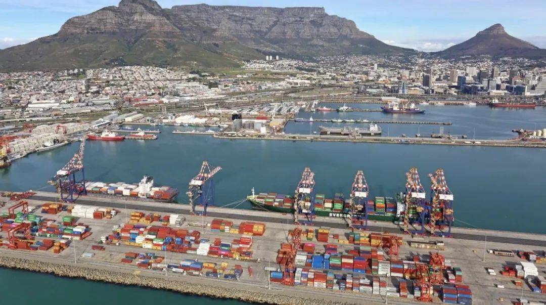 南非港口排名垫底引发关注 各方呼吁加强监督与私营部门参与