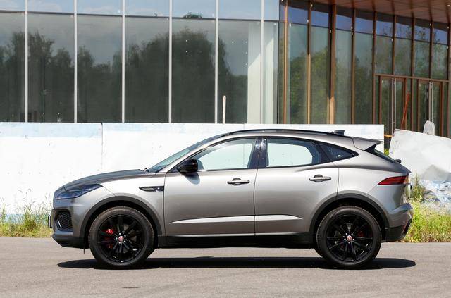 捷豹 e-pace 重庆优惠高达 2 万,最低起售 24.38 万