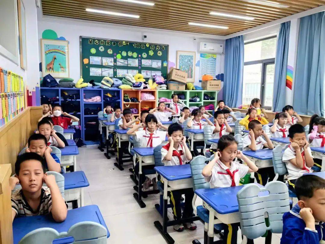 【全国爱眼日】北京市爱眼宣教活动持续开展,守护学生美好"视"界!