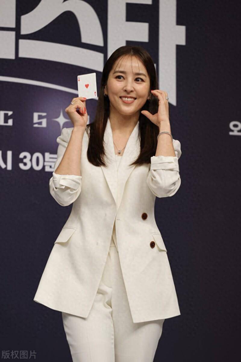 韩惠珍这颜值,这才是尤物啊!