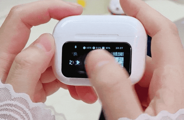 还成功融入了华为生态产品体系,其中一款塞尔兰斯(深蓝斯)剃须刀还