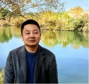 一级教师,现任江西省第四批援疆支教教师领队,阿克陶县实验小学副校长