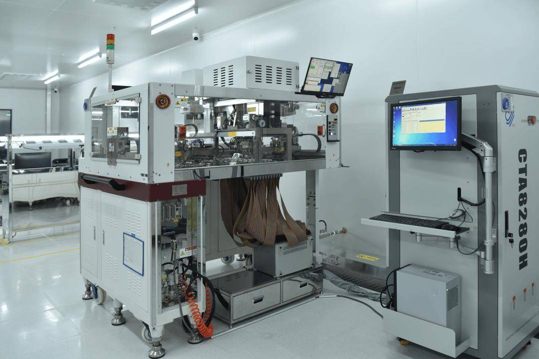 紫光集团是中国最大的综合性集成电路企业,是全球第三大手机芯片企业