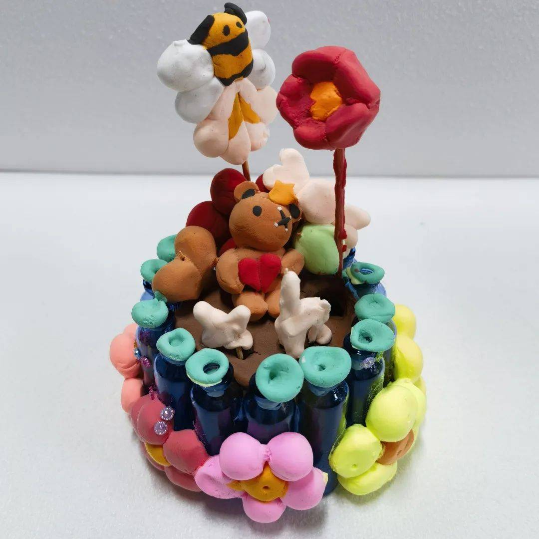 "希望守护健康·哈药伴我成长"小蓝瓶作品展来啦~_手工_创意_反馈
