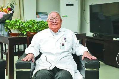 【弘扬科学家精神】卢世璧:我与病人是生死之交_中国_医学_我国