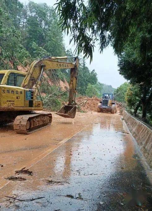 强降雨影响，梅州多地水浸，受灾现场情况...-广东梅州水灾