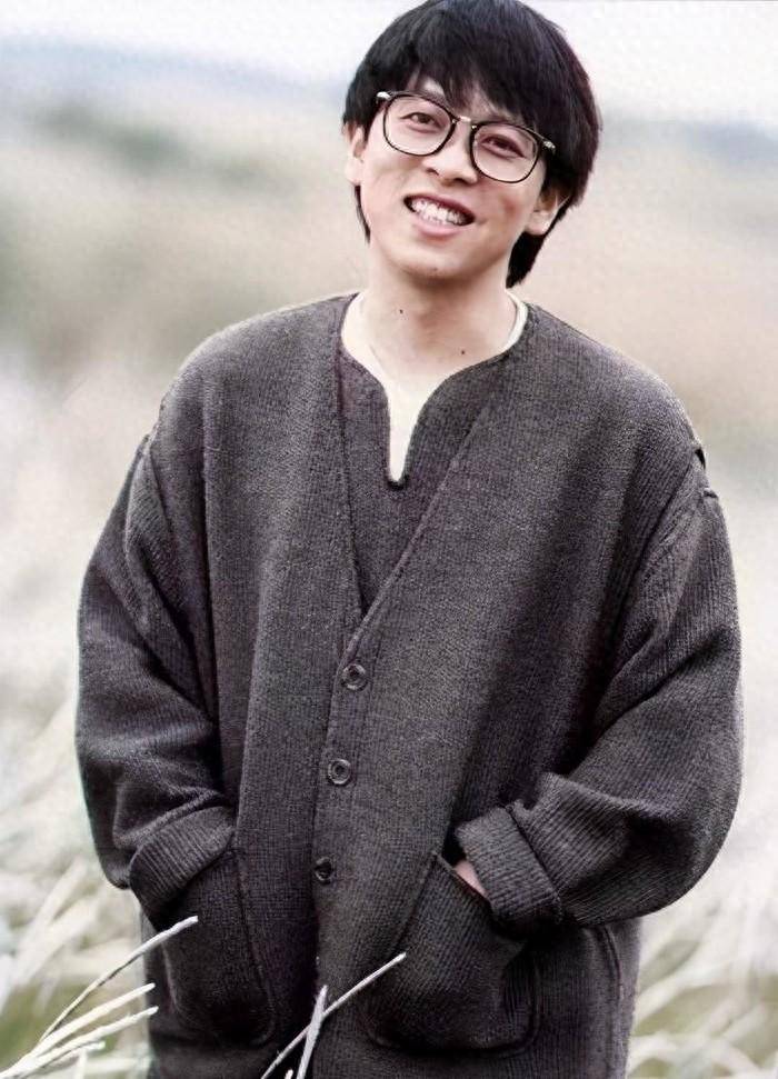 天才歌手张雨生：凭借《我的未来不是梦》走红，31岁车祸身亡_音乐_妹妹_生命