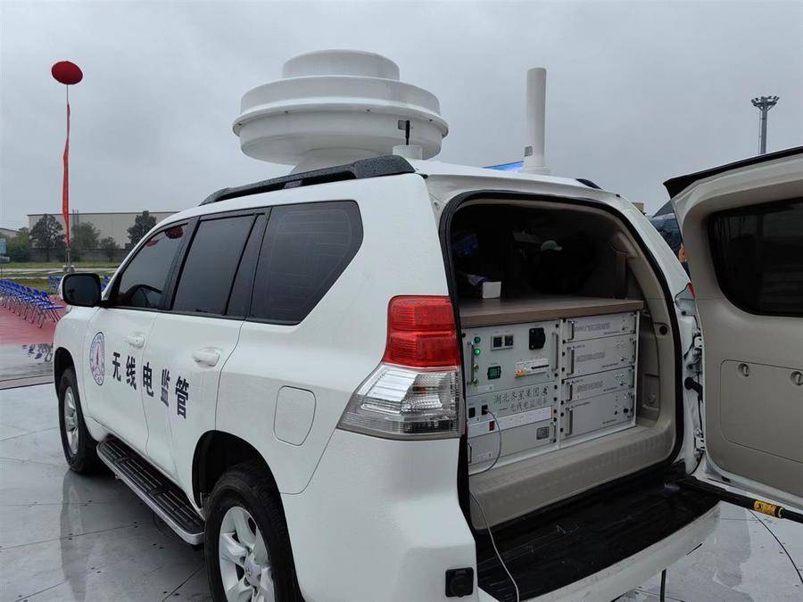 孩子沉迷网络,虎爸私设信号屏蔽器致周边网络几近瘫痪