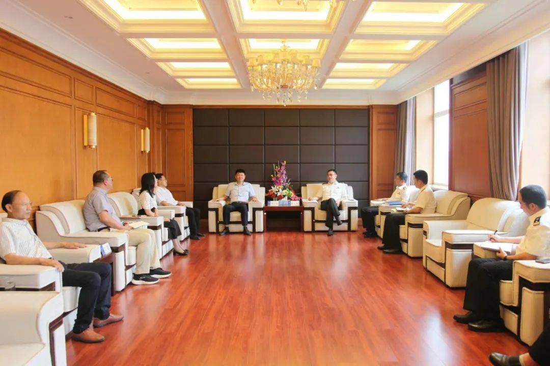 【要闻】谭云鹏到大东港海关走访座谈