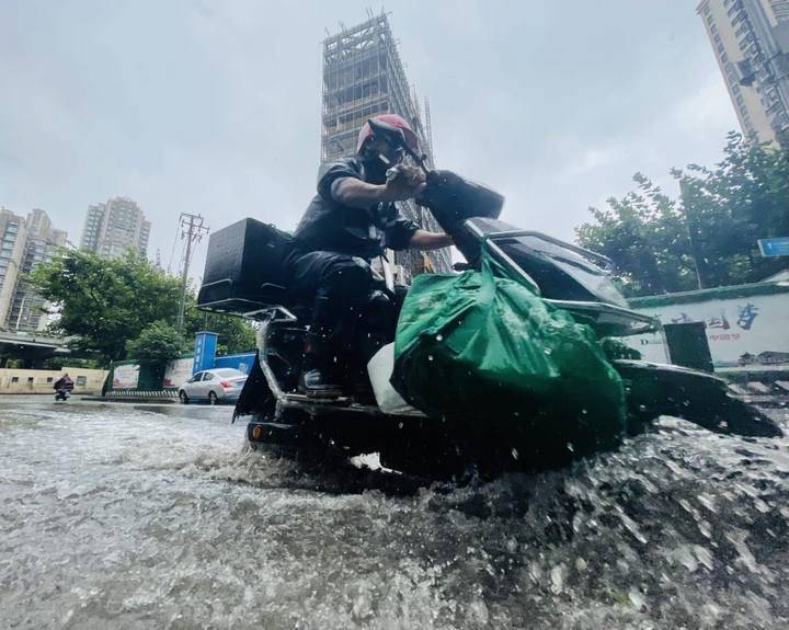 也会及时跟进短缺情况,持续,灵活加单,尤其是重点民生品类包括肉禽蛋