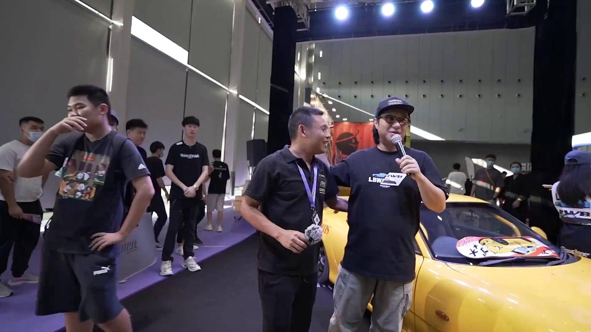 佛山gtshow 第二天,偶遇simon 西蒙 ,礼品滑板 真不错!下次多领两个!