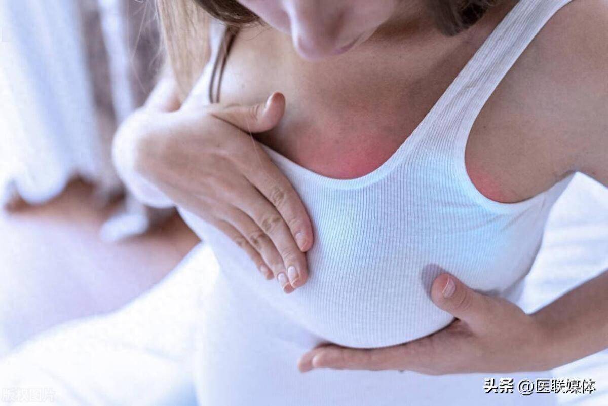 另外,身体发育情况是否良好,发育良好的人青春期后通常胸部会比较大