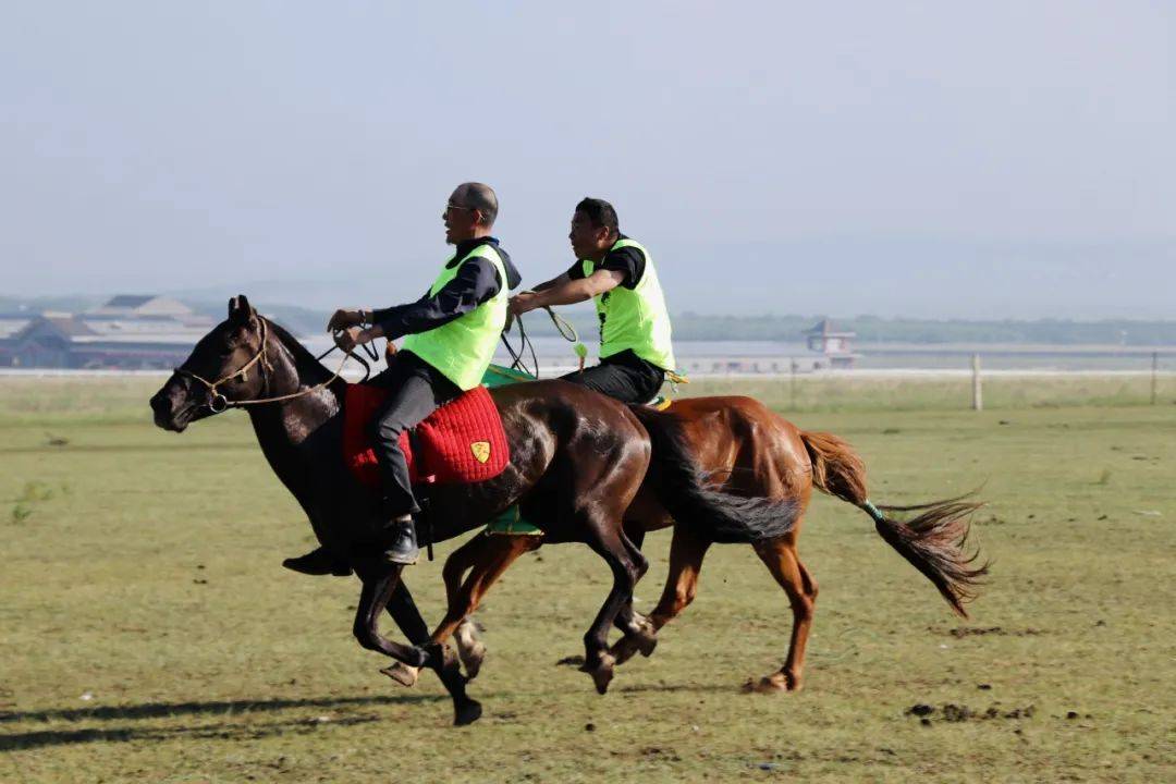 2024锡林郭勒蒙古马超级联赛太仆寺旗站激情开赛